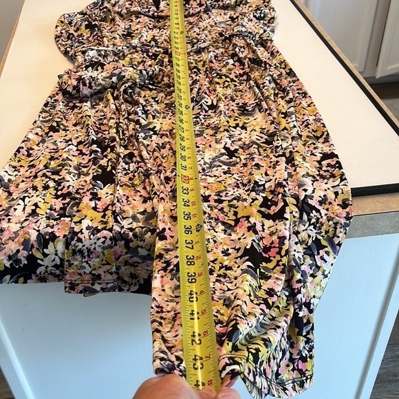 London Times Spring Floral Cropped Halter Jumpsuit Size 12 - Picture 15 of 15